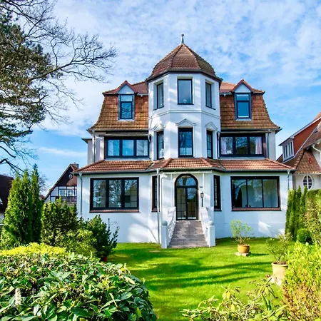 Wilhelma A2 1 Og アパート *